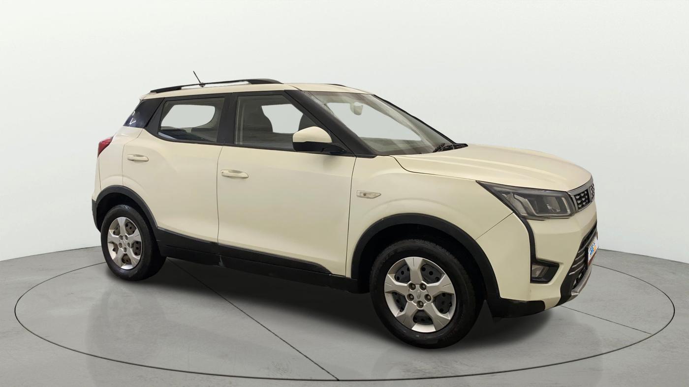 2019 Mahindra XUV300 W6 1.2 PETROL, Petrol, Manual, 41,579 km, SRP