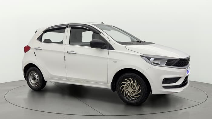 2024 Tata Tiago XE PETROL, Petrol, Manual, 15,347 km, Right Front Diagonal