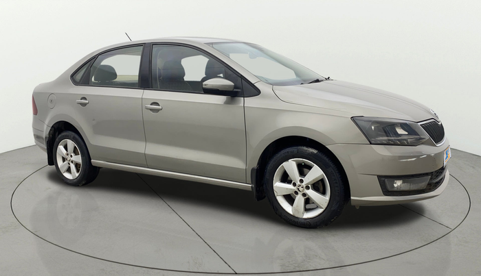 2017 Skoda Rapid STYLE 1.6 MPI, Petrol, Manual, 1,26,040 km, Right Front Diagonal