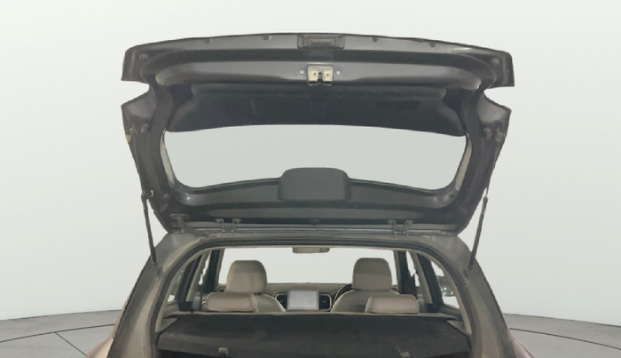 2020 Hyundai VENUE SX 1.0 TURBO, Petrol, Manual, 56,321 km, Boot Door Open