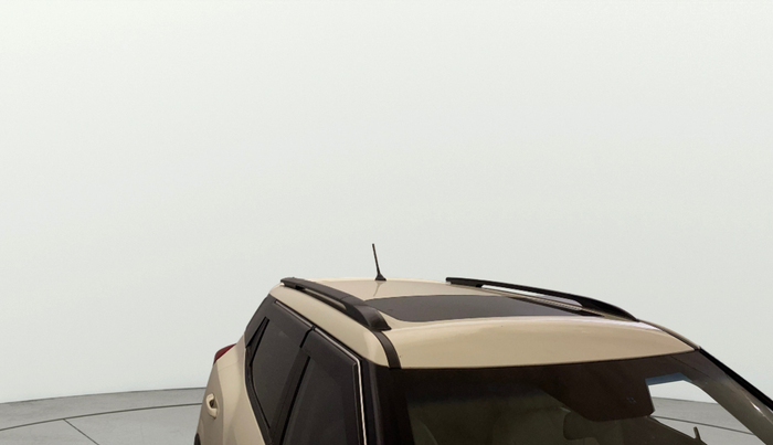 2021 Mahindra XUV300 W8 (O) 1.2 PETROL, Petrol, Manual, 39,362 km, Roof