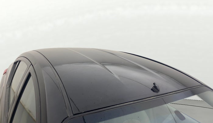 2014 Renault Scala RXL PETROL, Petrol, Manual, 72,419 km, Roof