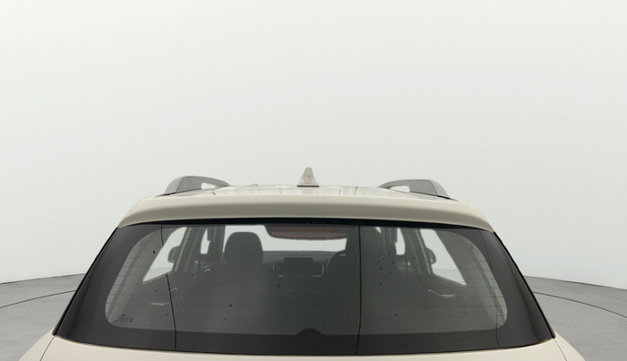 2022 Hyundai VENUE SX 1.2 PETROL, Petrol, Manual, 33,900 km, Rear Windshield