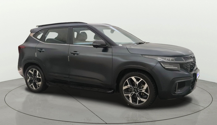 2023 KIA SELTOS  X LINE 1.5 TURBO PETROL DCT, Petrol, Automatic, 18,345 km, Right Front Diagonal