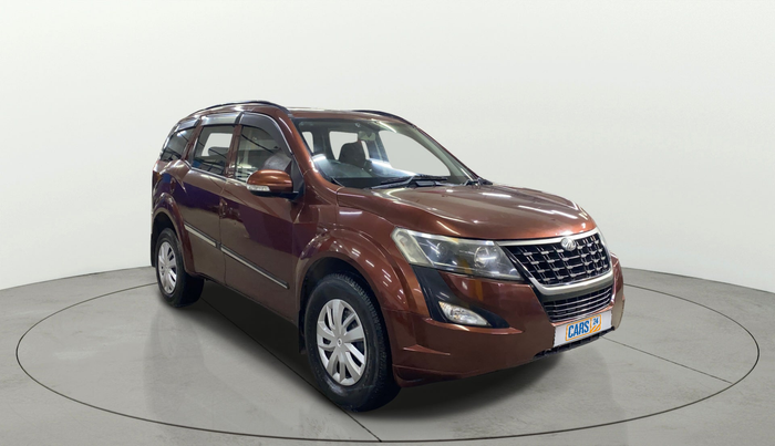 2018 Mahindra XUV500 W5, Diesel, Manual, 78,284 km, Right Front Diagonal