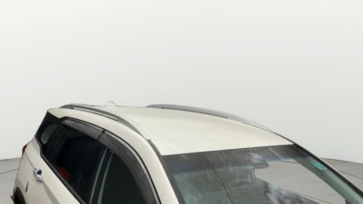 2020 MG HECTOR SUPER 1.5 PETROL, Petrol, Manual, 1,13,387 km, Roof
