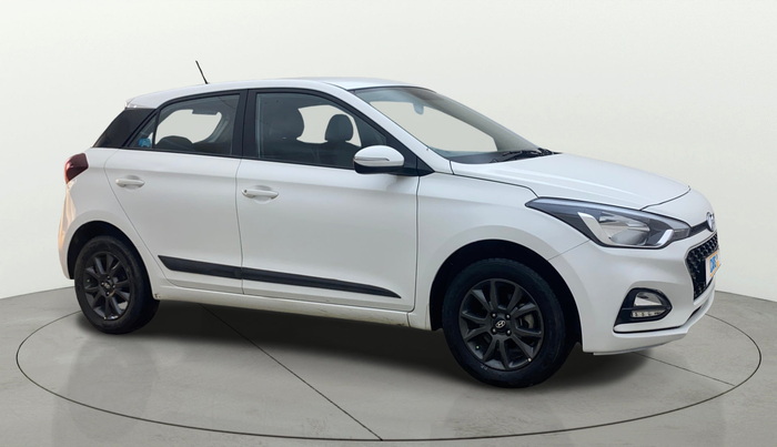 2020 Hyundai Elite i20 SPORTZ PLUS 1.2, Petrol, Manual, 54,072 km, Right Front Diagonal