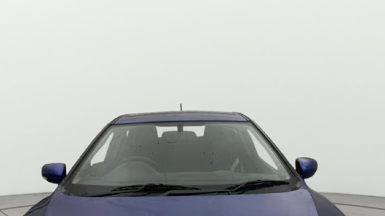 2017 Maruti Baleno ZETA CVT PETROL 1.2, Petrol, Automatic, 58,478 km, Front Windshield