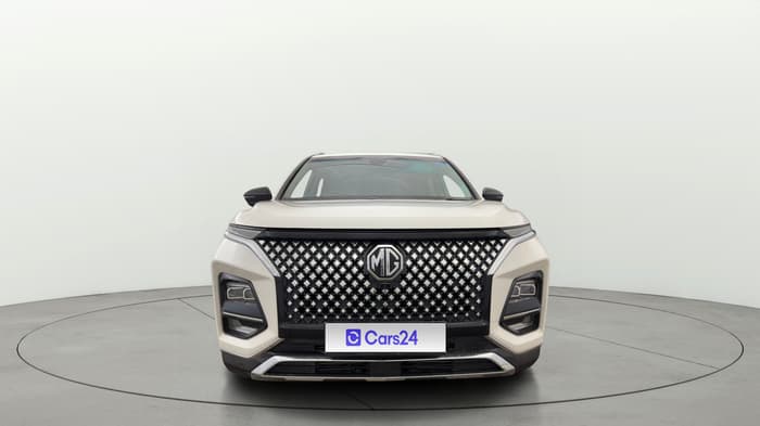 2023 MG HECTOR PLUS SHARP PRO 1.5 PETROL TURBO CVT 7 STR, Petrol, Automatic, 41,683 km, Front