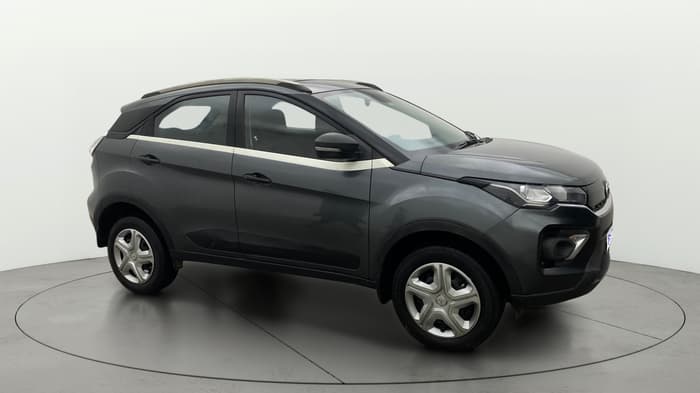 2023 Tata NEXON XM PLUS SUNROOF PETROL, Petrol, Manual, 7,304 km, Right Front Diagonal