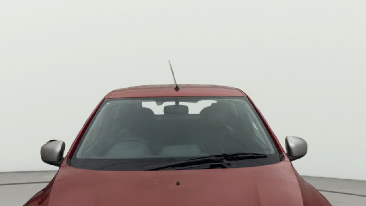 2020 Renault Kwid RXT 1.0 AMT (O), Petrol, Automatic, 30,626 km, Front Windshield
