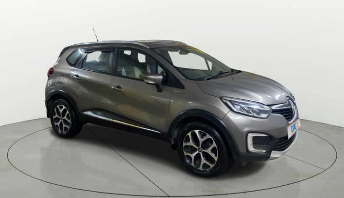 2017 Renault Captur PLATINE DIESEL , Diesel, Manual, 1,18,040 km, Right Front Diagonal