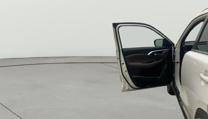 2022 Toyota URBAN CRUISER HYRYDER V HYBRID, Hybrid, Automatic, 62,556 km, LHS Front Door