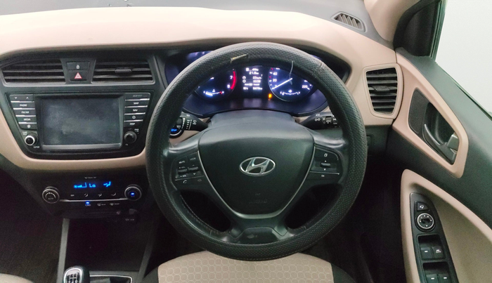 2016 Hyundai Elite i20 ASTA 1.2 (O), Petrol, Manual, 59,057 km, Steering Wheel Close Up