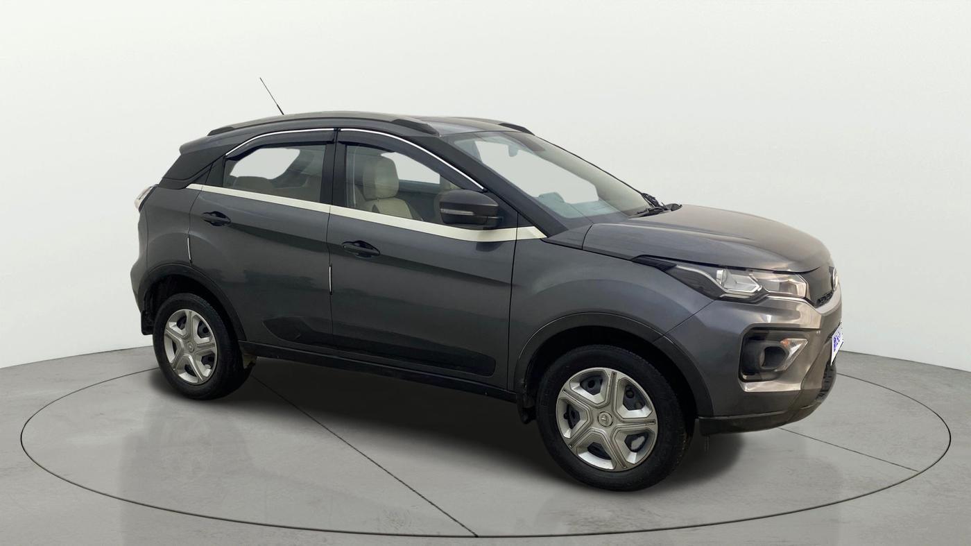 2021 Tata NEXON XMA SUNROOF PETROL, Petrol, Automatic, 50,450 km, Right Front Diagonal