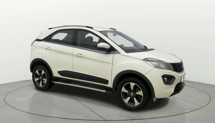 2019 Tata NEXON XZA PLUS PETROL, Petrol, Automatic, 39,750 km, Right Front Diagonal
