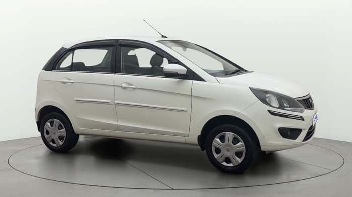 2016 Tata Bolt XM REVOTRON, Petrol, Manual, 51,909 km, Right Front Diagonal
