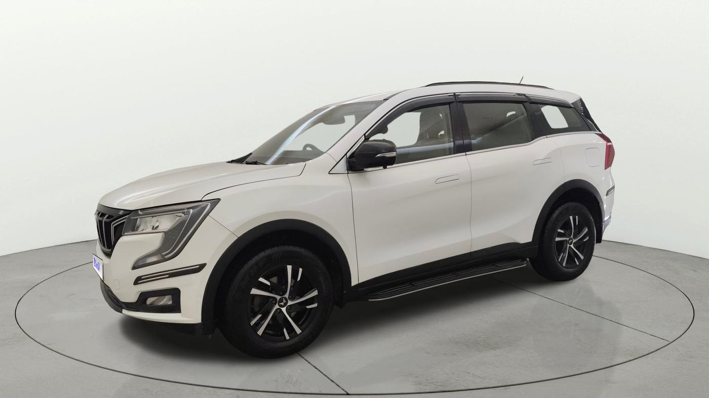 2022 Mahindra XUV700 MX P MT 5 STR, Petrol, Manual, 12,995 km, Left Front Diagonal