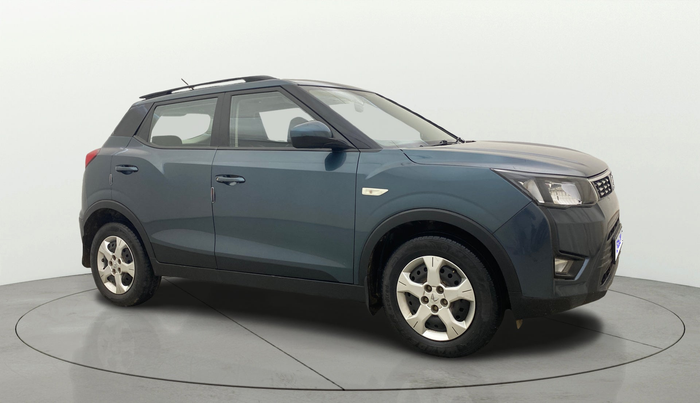 2023 Mahindra XUV300 W6 1.5 DIESEL AMT, Diesel, Automatic, 24,240 km, Right Front Diagonal