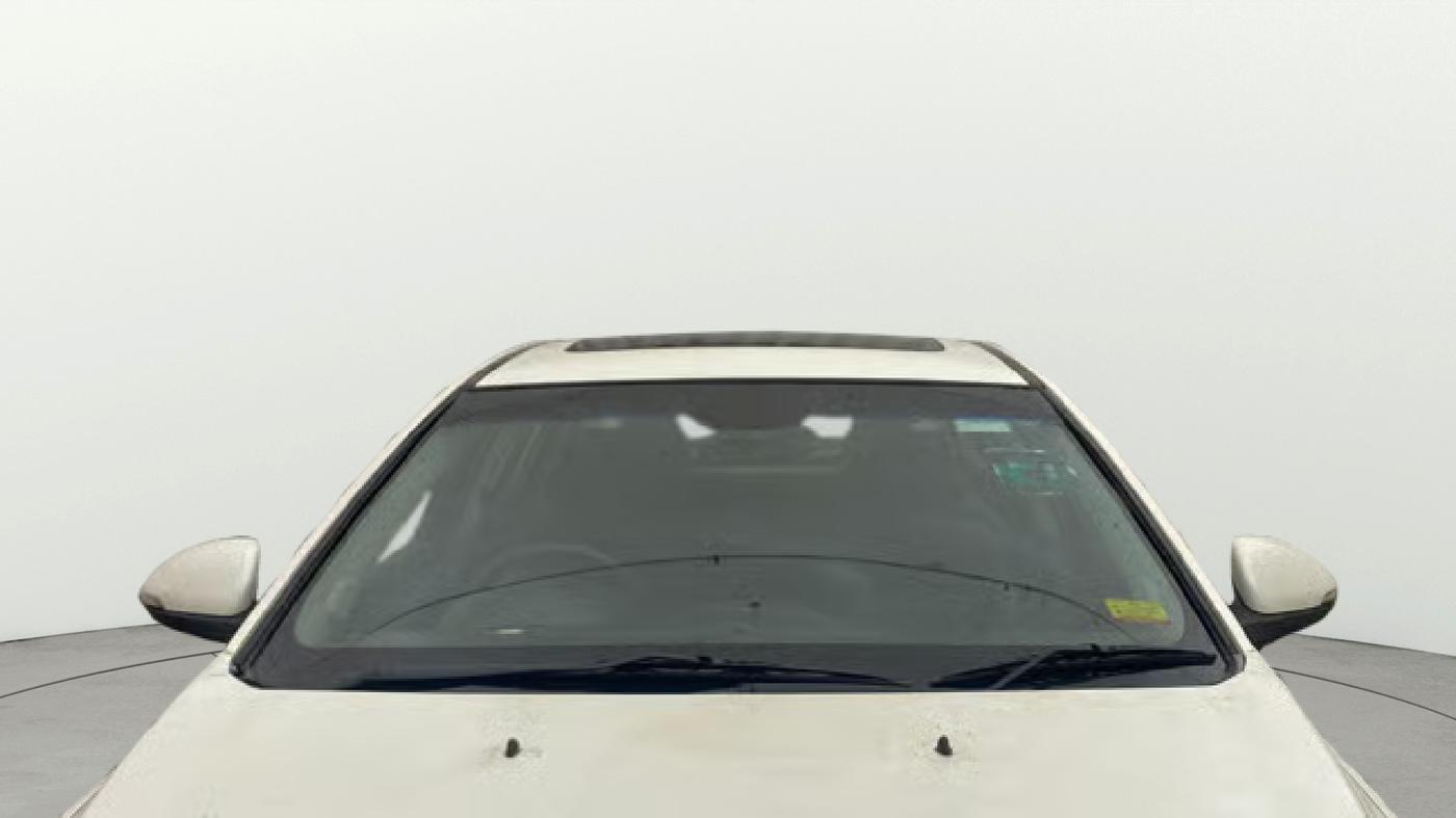 2015 Chevrolet Cruze LTZ, Diesel, Manual, 75,611 km, Front Windshield