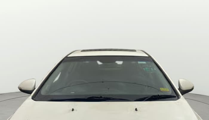 2015 Chevrolet Cruze LTZ, Diesel, Manual, 75,611 km, Front Windshield