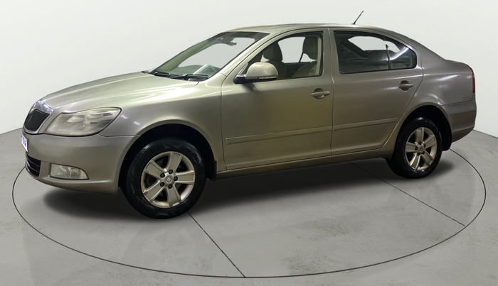 2013 Skoda Laura AMBIENTE 1.9 TDI MT, Diesel, Manual, 1,12,025 km, Left Front Diagonal