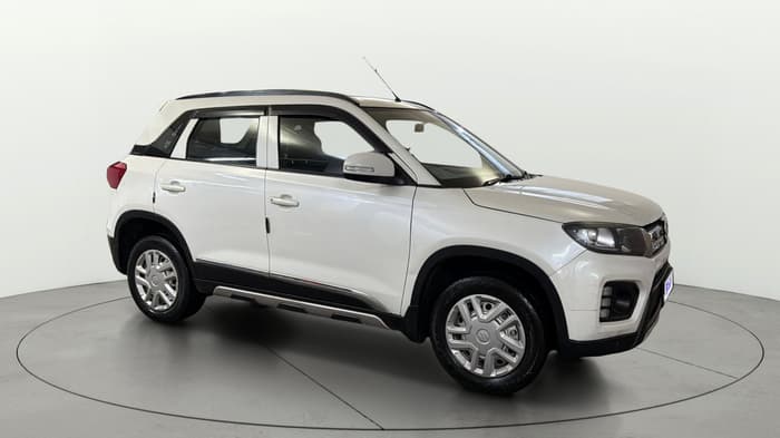 2022 Maruti Vitara Brezza LXI, CNG, Manual, 66,863 km, Right Front Diagonal