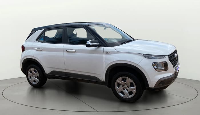 2022 Hyundai VENUE E 1.2, Petrol, Manual, 30,338 km, SRP