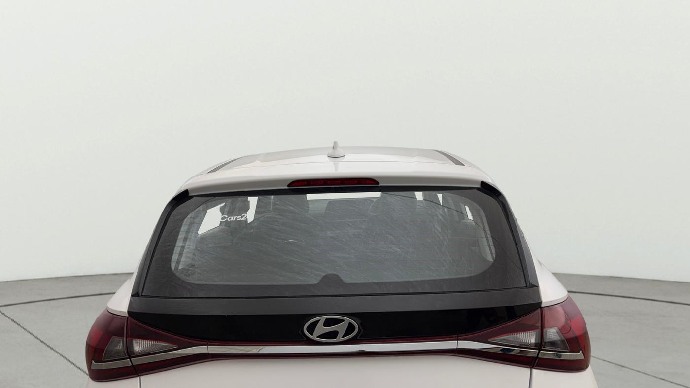 2024 Hyundai NEW I20 SPORTZ 1.2 IVT, Petrol, Automatic, 13,684 km, Rear Windshield
