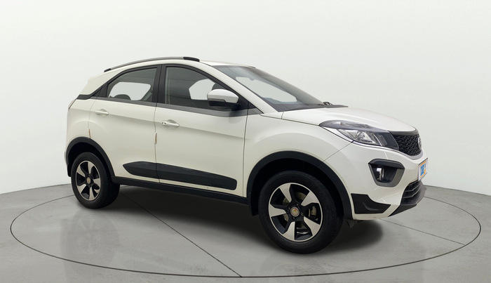 2017 Tata NEXON XZ PLUS PETROL, Petrol, Manual, 26,210 km, Right Front Diagonal