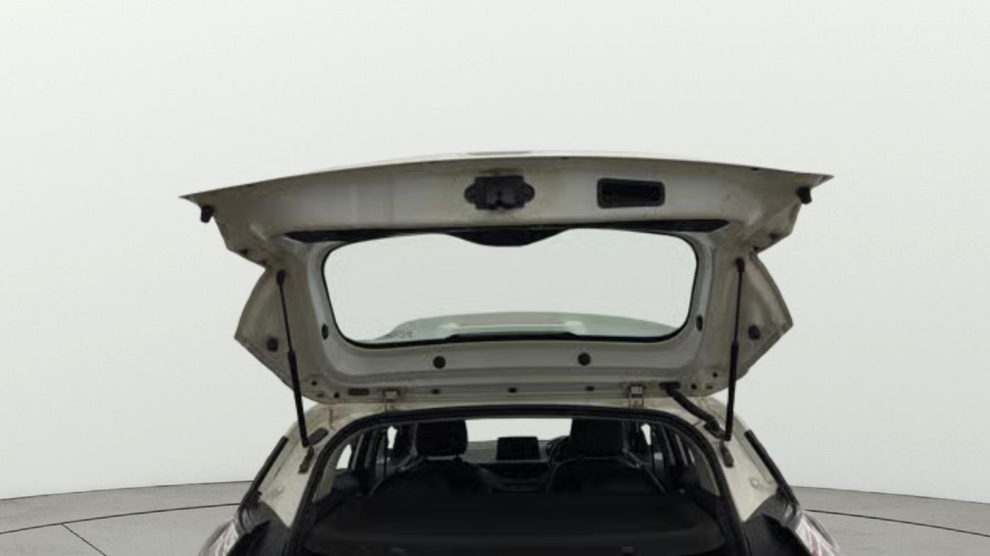 2022 Tata NEXON XMA SUNROOF PETROL, Petrol, Automatic, 66,132 km, Boot Door Open
