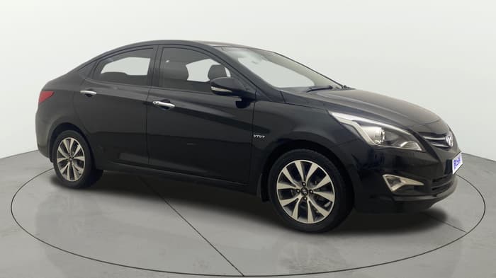 2016 Hyundai Verna FLUIDIC 4S 1.6 VTVT SX, Petrol, Manual, 63,332 km, Right Front Diagonal