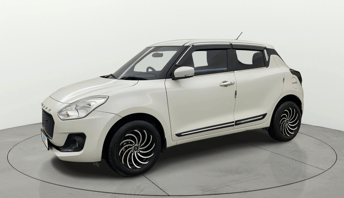 2023 Maruti Swift ZXI AMT, Petrol, Automatic, 14,033 km, Left Front Diagonal