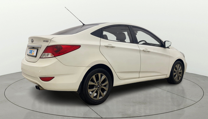 2014 Hyundai Verna FLUIDIC 1.6 CRDI SX, Diesel, Manual, 1,35,671 km, Right Back Diagonal