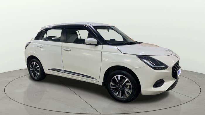 2025 Maruti Swift ZXi Plus AMT, Petrol, Automatic, 13,085 km, Right Front Diagonal