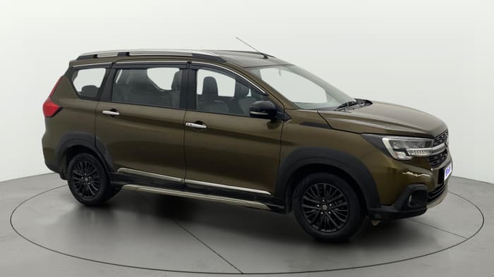 2022 Maruti XL6 ALPHA AT, Petrol, Automatic, 92,970 km, Right Front Diagonal