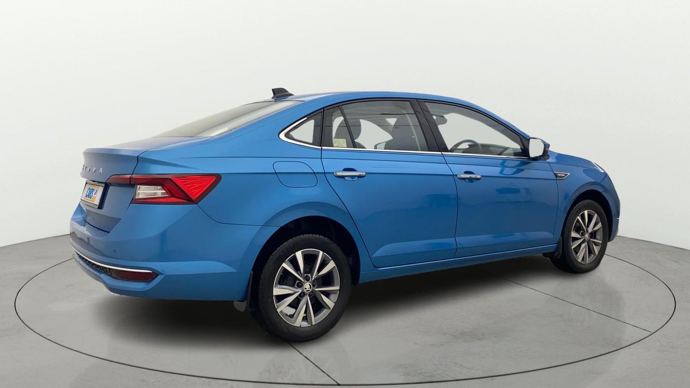2022 Skoda SLAVIA STYLE 1.0L TSI MT, Petrol, Manual, 33,274 km, Right Back Diagonal
