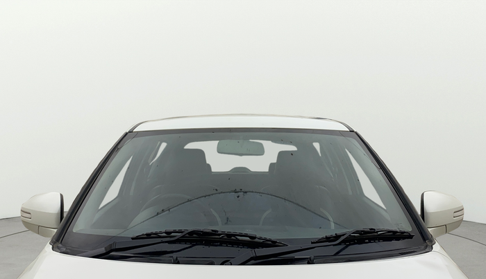 2013 Maruti Swift VXI, Petrol, Manual, 1,30,490 km, Front Windshield