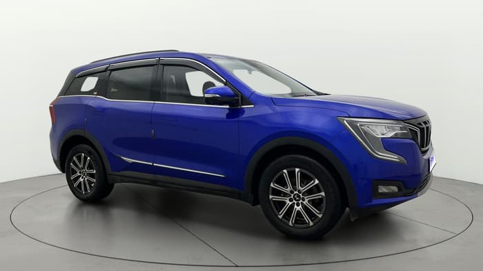 2024 Mahindra XUV700 AX 7 LUXURY D AT 7 STR, Diesel, Automatic, 61,742 km, Right Front Diagonal