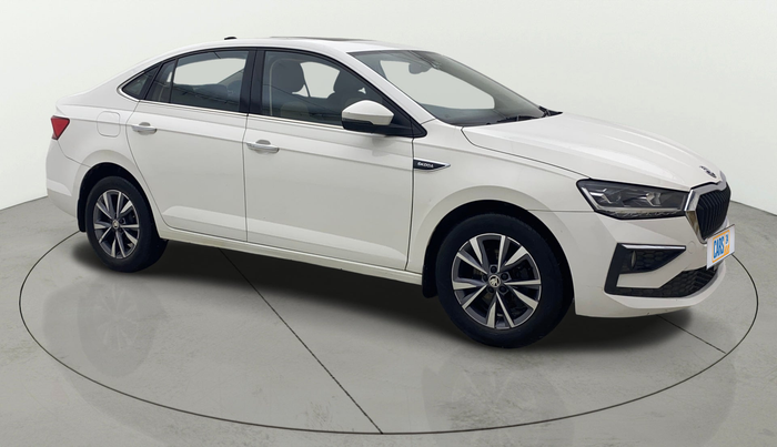 2022 Skoda SLAVIA STYLE 1.0L TSI MT, Petrol, Manual, 60,490 km, Right Front Diagonal