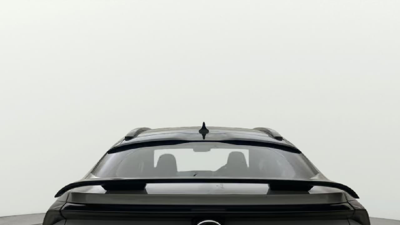 2024 Tata Curvv Creative Plus S 1.2 Petrol 7DCA, Petrol, Automatic, 25,382 km, Rear Windshield