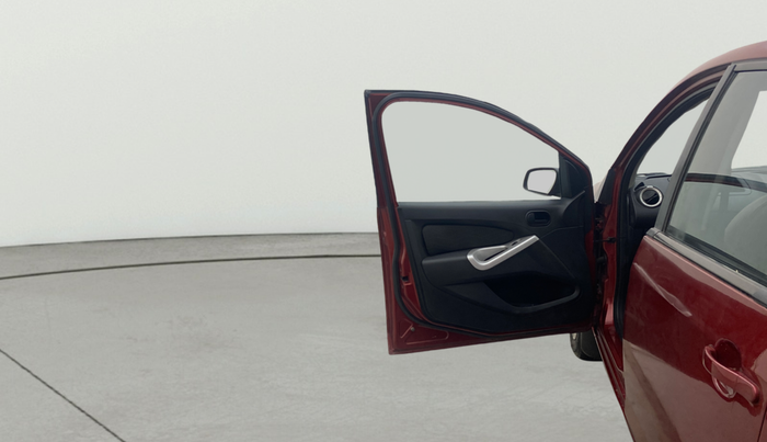 2014 Ford Figo ZXI 1.2 PETROL, Petrol, Manual, 1,20,834 km, LHS Front Door