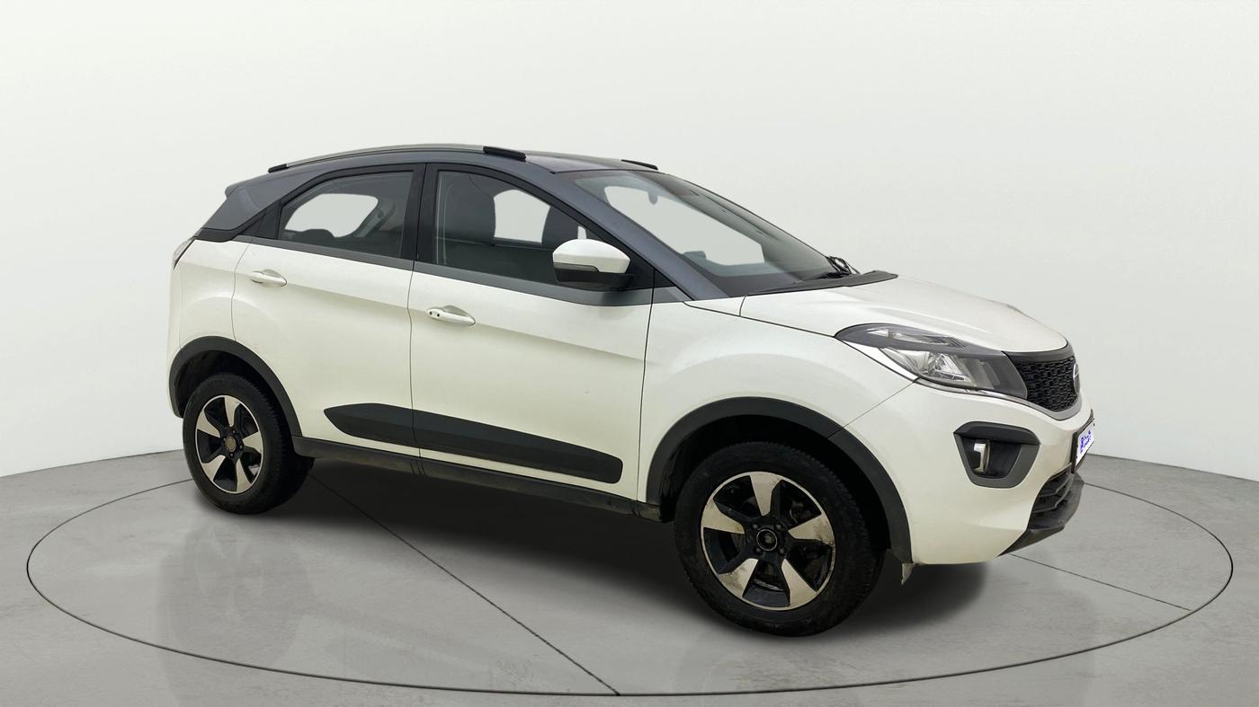 2018 Tata NEXON XZA PLUS PETROL, Petrol, Automatic, 89,677 km, Right Front Diagonal