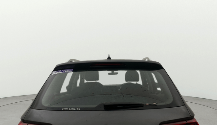 2018 Volkswagen TIGUAN HIGHLINE TDI AT, Diesel, Automatic, 1,41,504 km, Rear Windshield