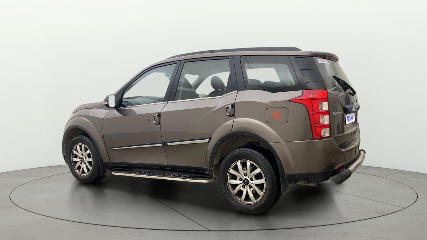 2018 Mahindra XUV500 W10, Diesel, Manual, 55,972 km, Left Back Diagonal