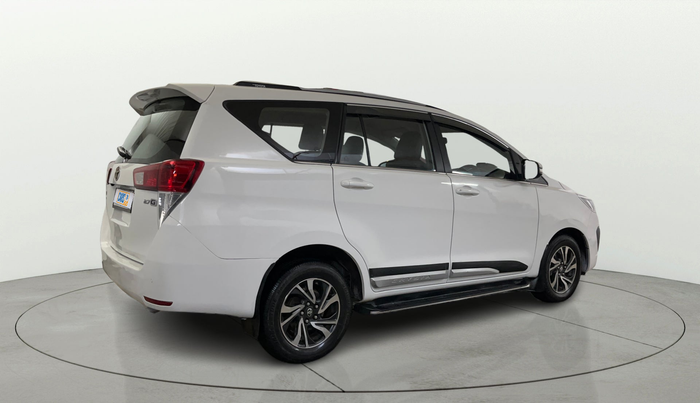 2022 Toyota Innova Crysta 2.7 GX AT 7 STR, Petrol, Automatic, 37,081 km, Right Back Diagonal