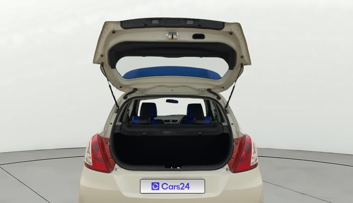 2013 Maruti Swift VXI, Petrol, Manual, 44,681 km, Boot Door Open