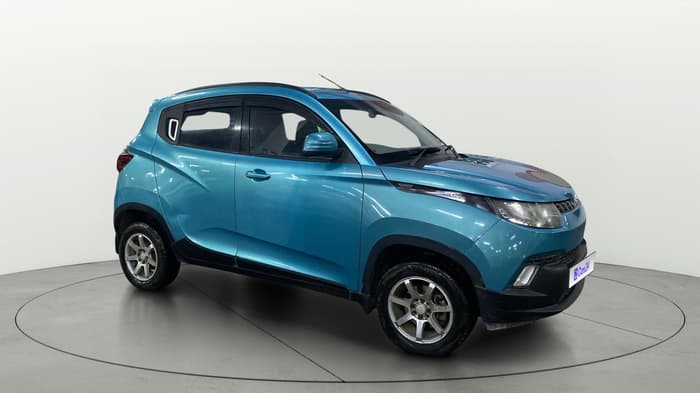 2015 Mahindra Kuv100 K8 6 STR, Petrol, Manual, 33,801 km, Right Front Diagonal