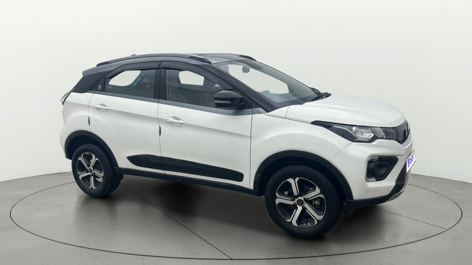 2023 Tata Nexon XZ PLUS LUXURY SUNROOF PETROL