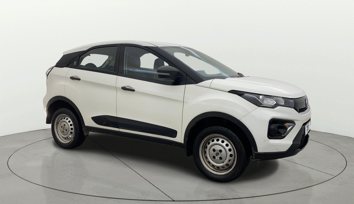2023 Tata NEXON XE PETROL, Petrol, Manual, 15,334 km, Right Front Diagonal